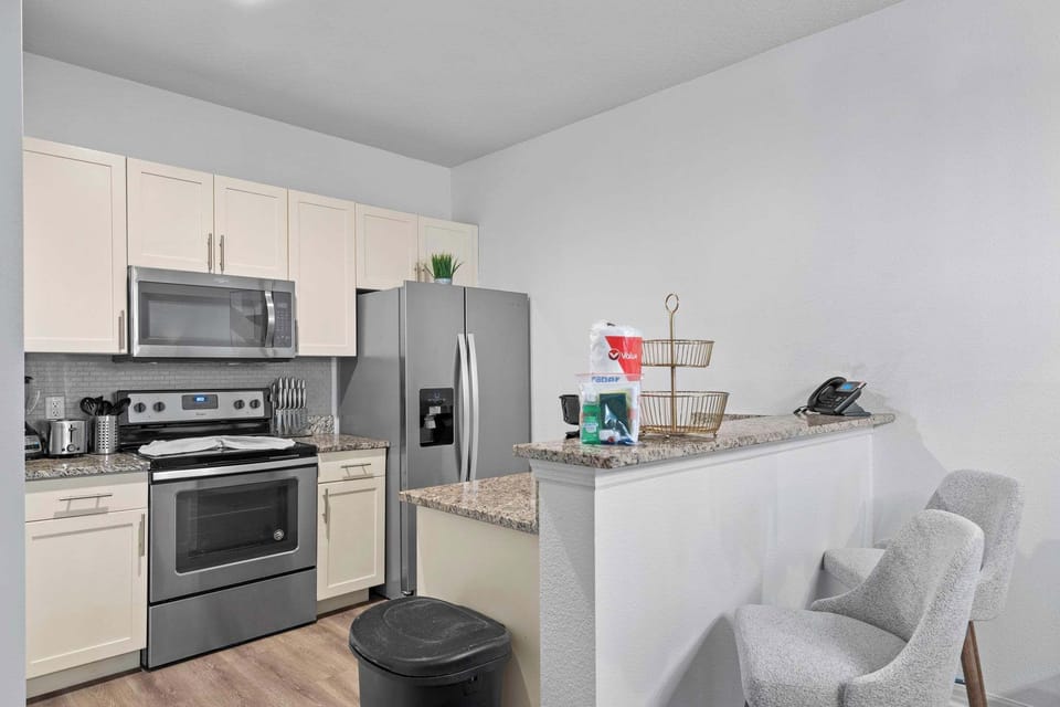 Villa (3 Bedrooms) | Private kitchen | Microwave, oven, highchair, blender