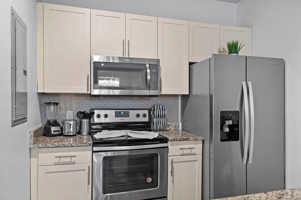 Villa (3 Bedrooms) | Private kitchen | Microwave, oven, highchair, blender