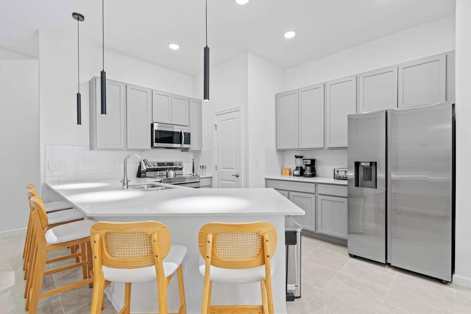 Villa (5 Bedrooms) | Private kitchen | Microwave, oven, highchair, blender