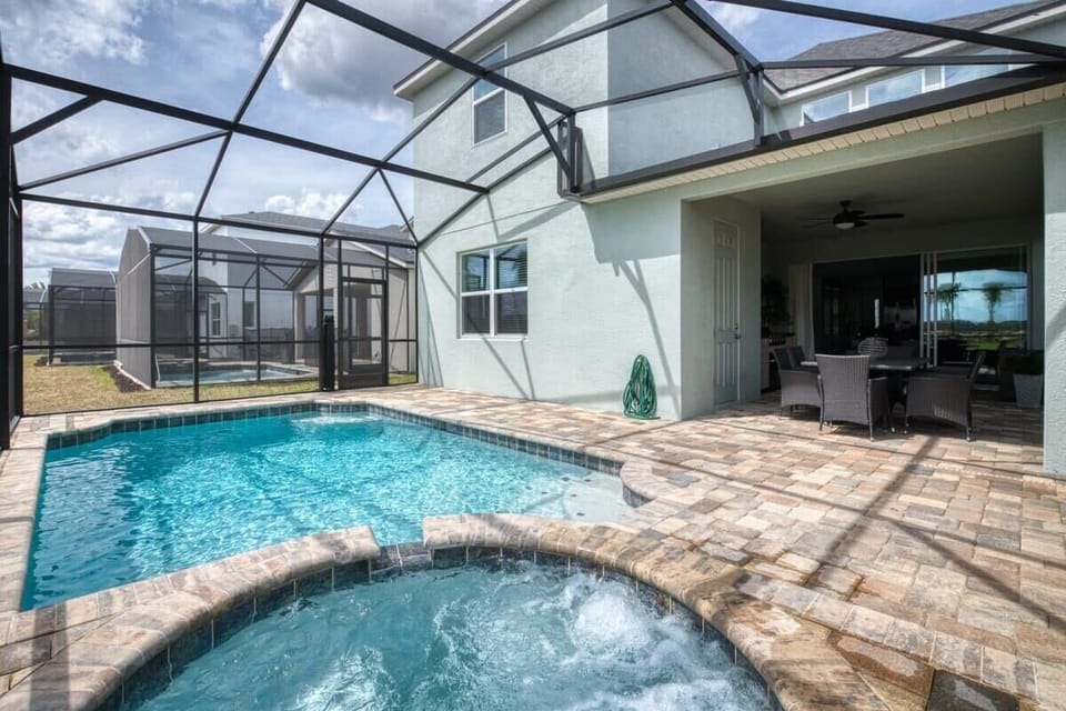 House (Multiple Bedrooms) | Pool | Outdoor pool