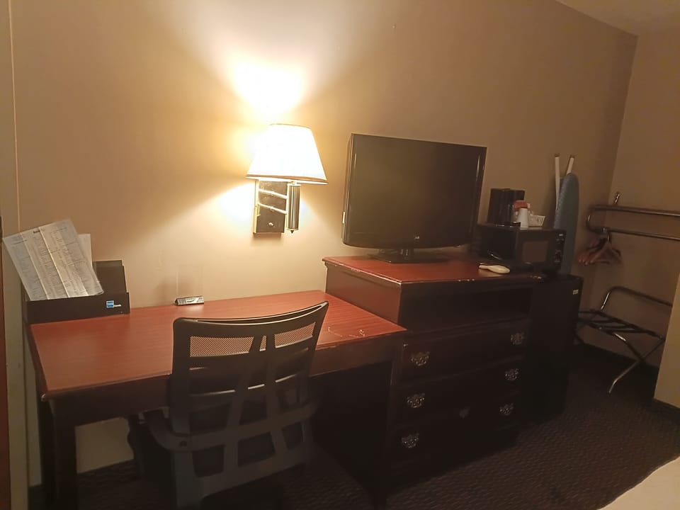 LCD TV