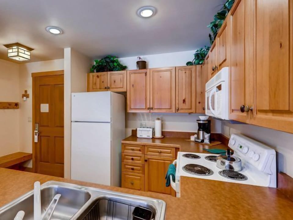 Enjoy the comforts of home with a full kitchen.