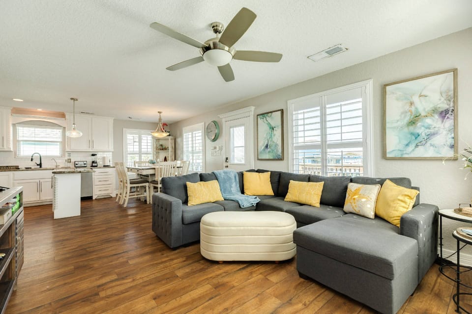Spacious living area with seating for the whole family