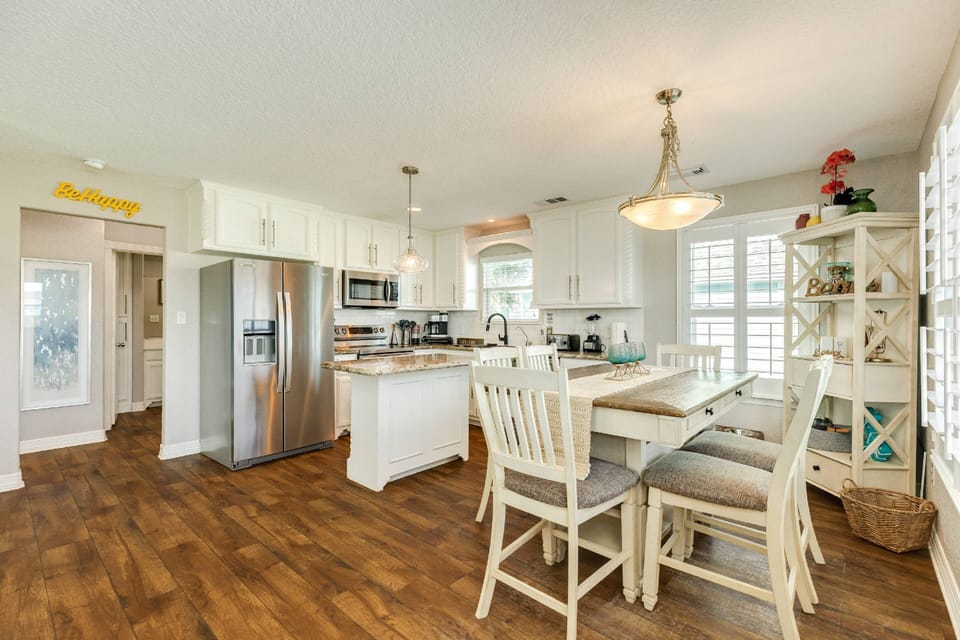 Bright Open kitchen and dining area