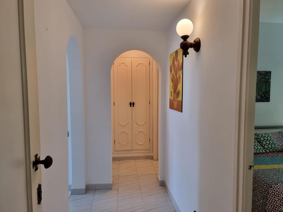 Apartment with sea view terrace and pool 50m from the beach Apartment in L'Escala