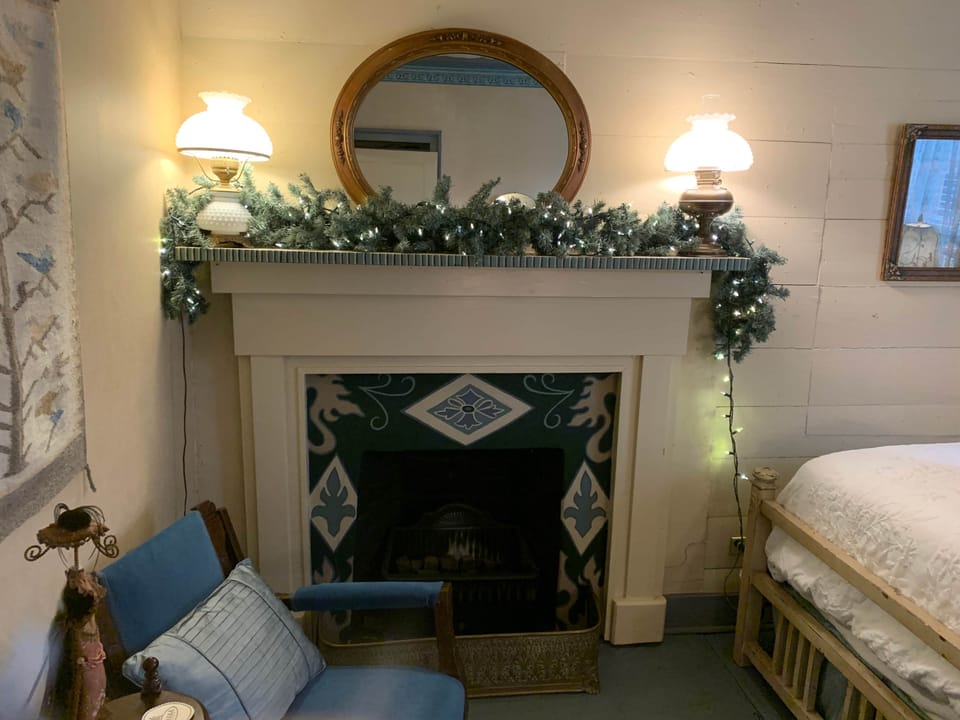 Gas fireplace