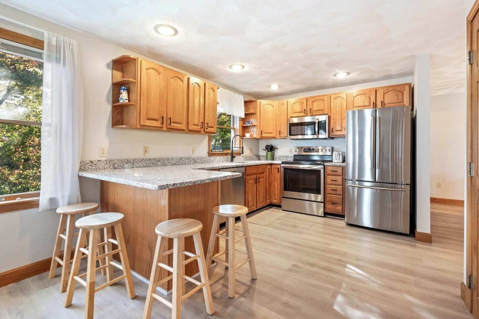 The open kitchen is well equipped for an unforgettable getaway​