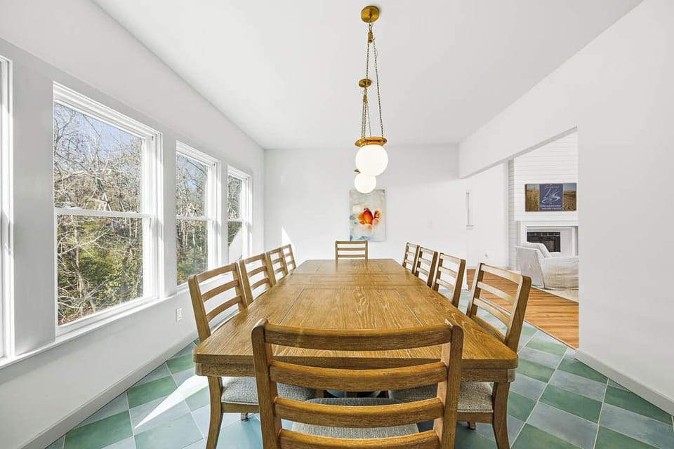 Mid-Level Dining Room with Table (seats 10)
