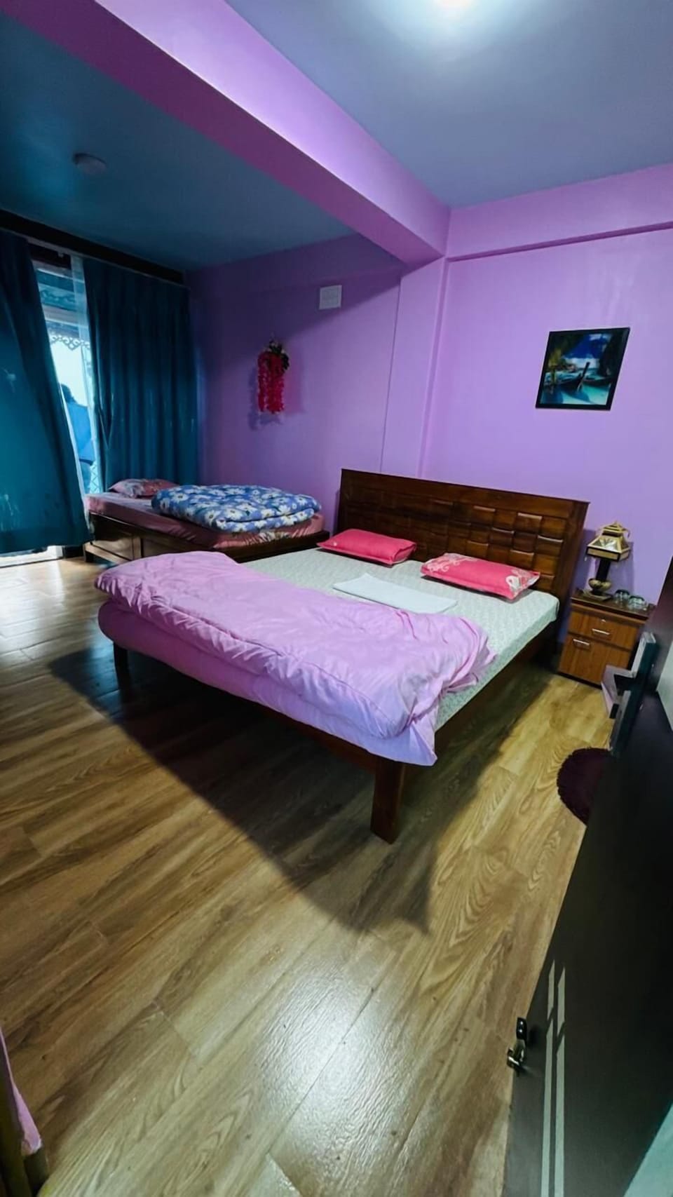Deluxe Double Room, Mountain View | Desk, free WiFi