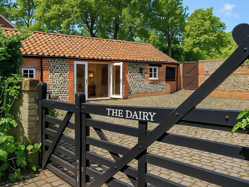 Exterior | The Dairy - Marshgate Cottages, North Walsham