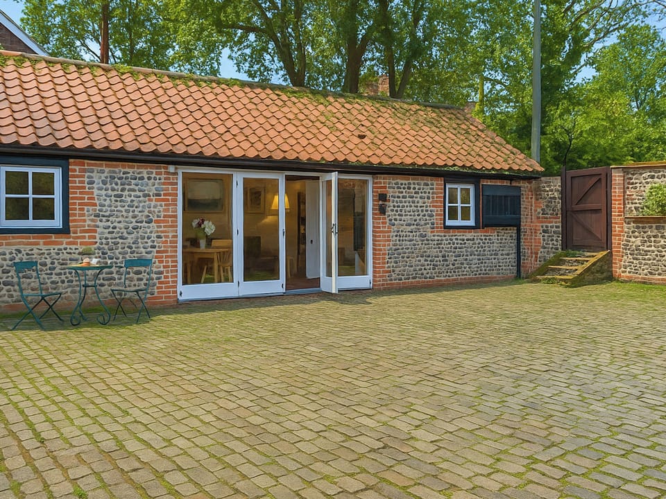 Exterior | The Dairy - Marshgate Cottages, North Walsham
