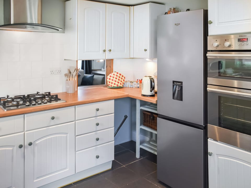 Kitchen | Ivy Cottage, California