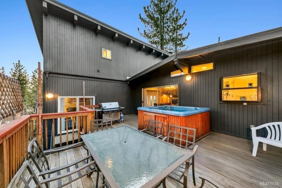 House, 5 Bedrooms | Terrace/patio