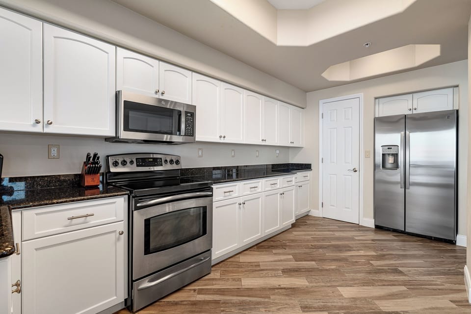 Large kitchen