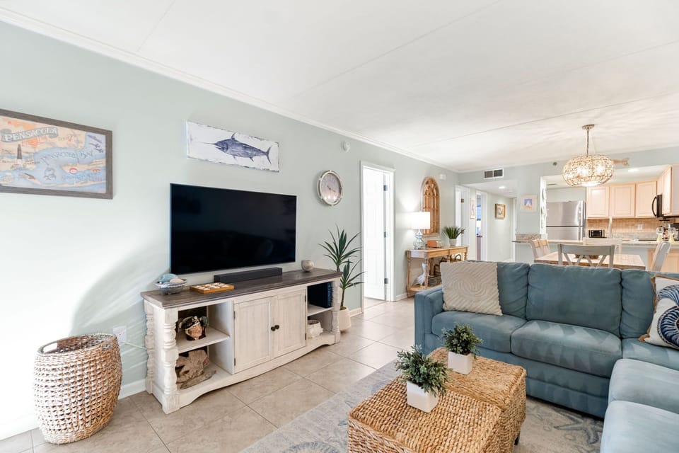 Ocean Breeze West 505- Living Room