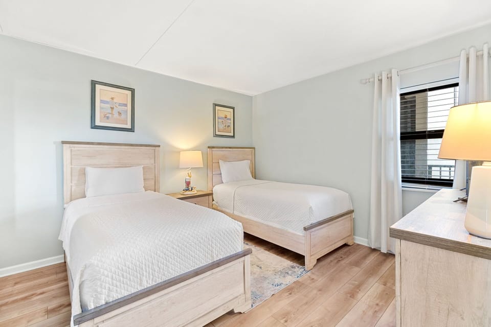 Ocean Breeze West 505- Bedroom 2
