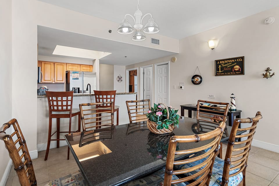 Dining room to kitchen view