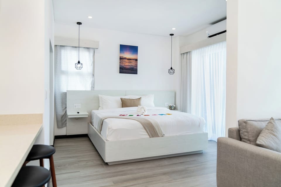 King Bed with private balcony