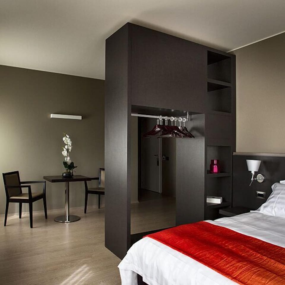 Double Room | Premium bedding, memory foam beds, in-room safe, desk