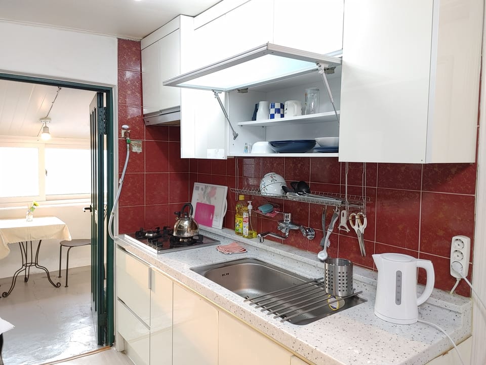 Kitchen / dining table / refridgerator