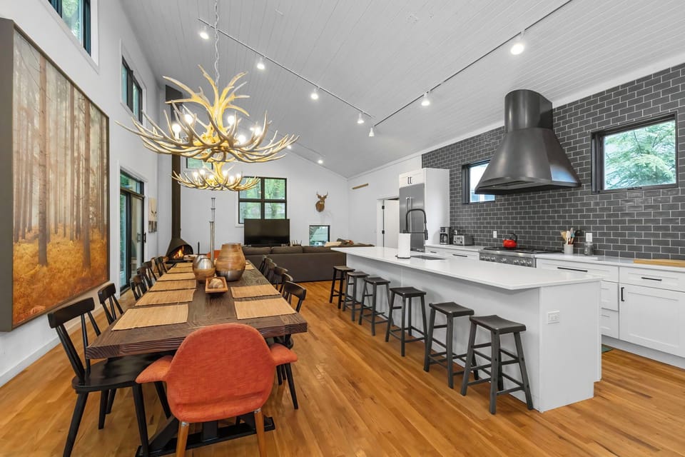 Plenty of Dining Space