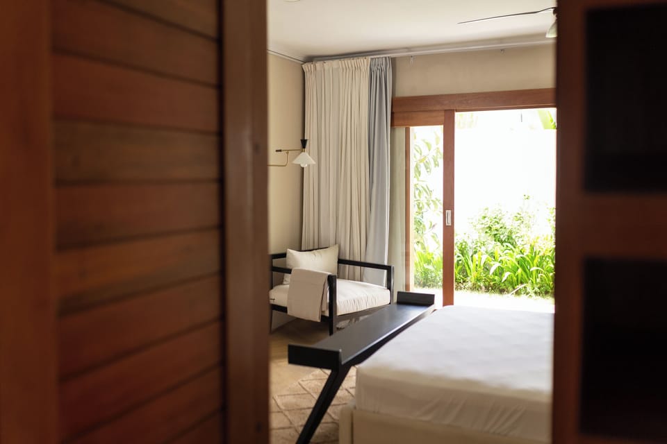 Deluxe Single Room, Garden View | In-room safe, iron/ironing board, free WiFi