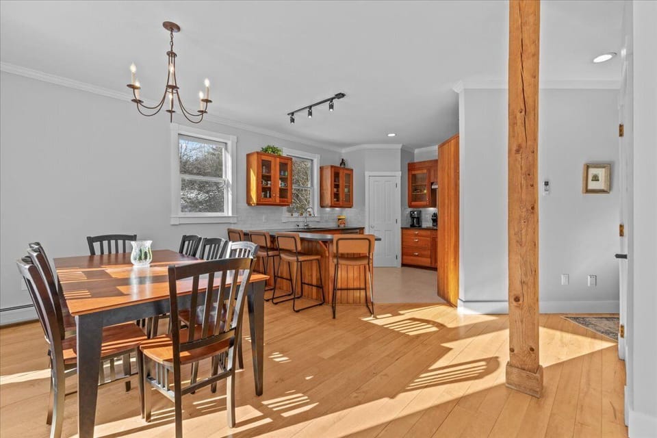 Perfect Stowe Location: 10 Mins to Skiing, Hot Tub (6748)