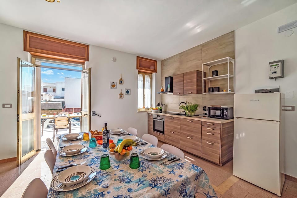 Kitchen and dining area