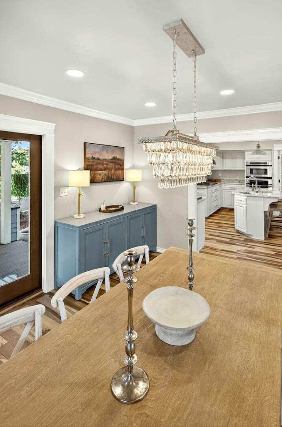 Bright, modern dining room with enough space for the whole group