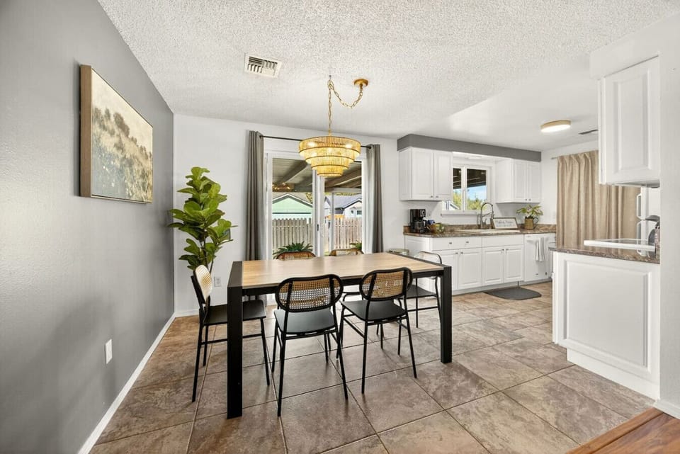 Dining room table