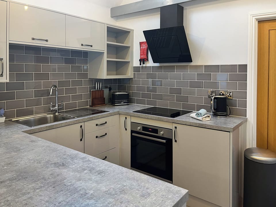 Kitchen area | The Barn - Croft Farm, Thornhaugh, near Stamford