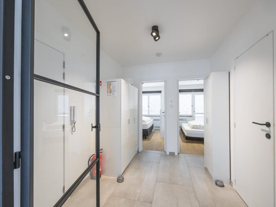 Entrance / Reception