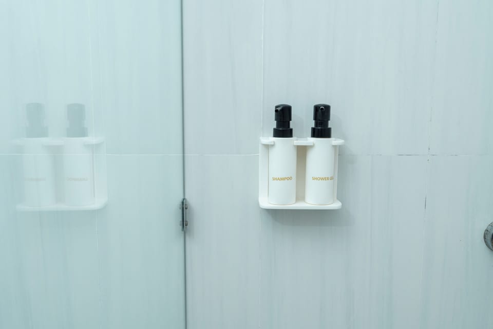 Standard Double Room, Courtyard View | Bathroom