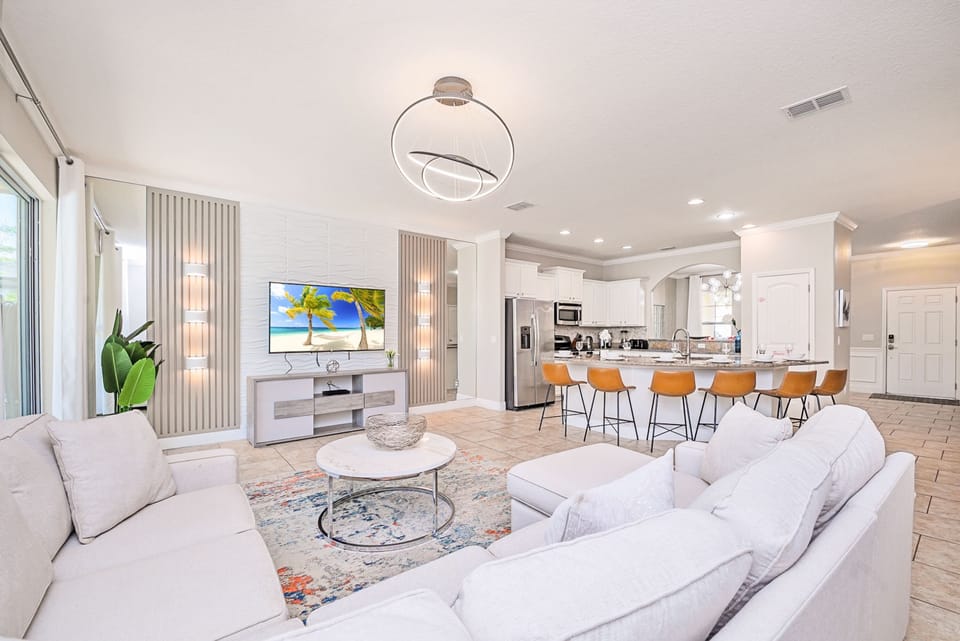 House | 6 bedrooms, high-speed internet