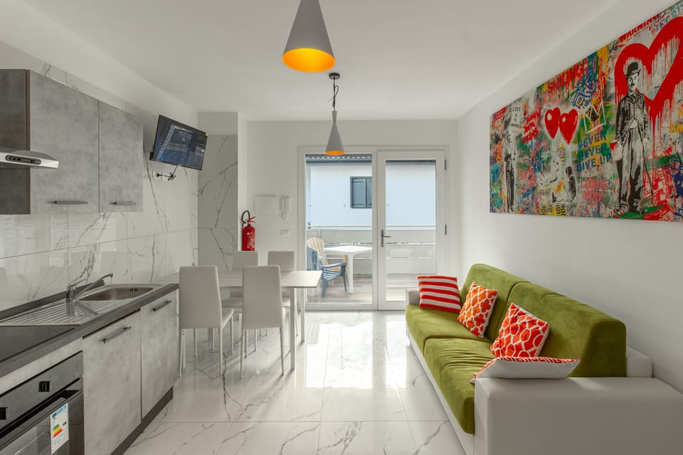 Apartment, 3 Bedrooms, Balcony | Living room