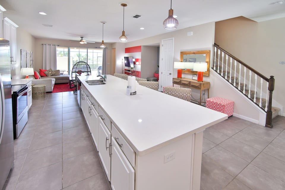 Fully equipped kitchen