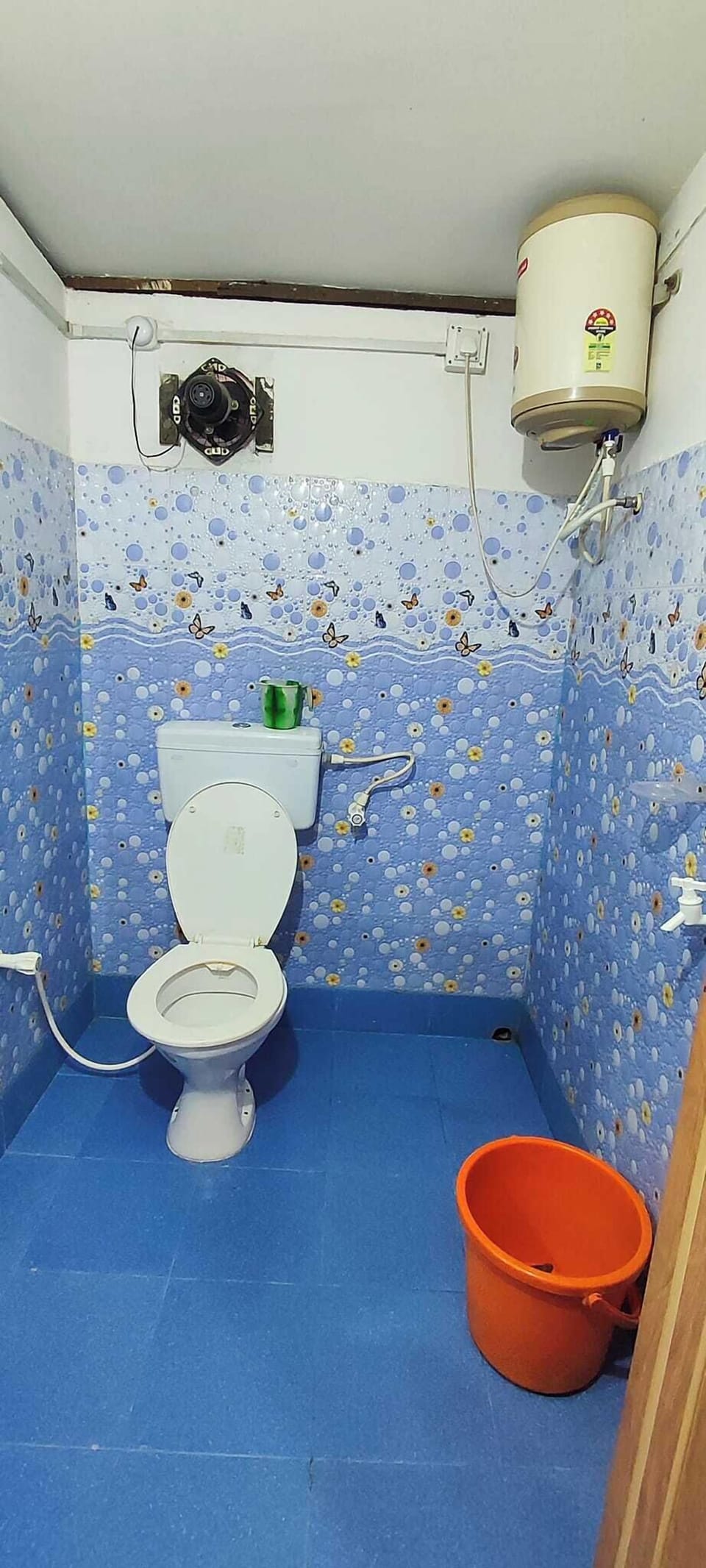 Family Single Room, Balcony, River View | Bathroom | Combined shower/tub, free toiletries, towels, soap