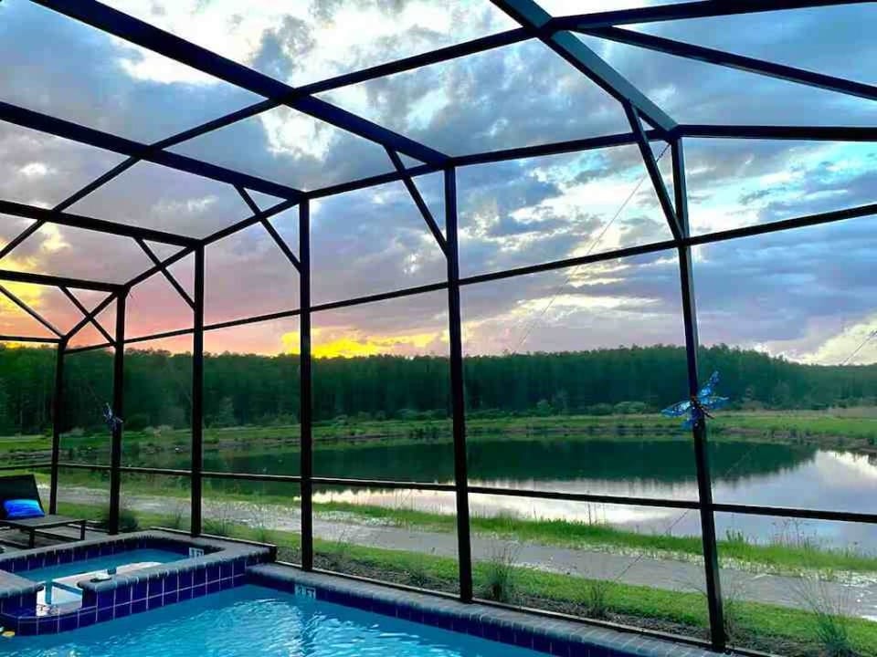 Beautiful Twilight Setting directly from the lanai