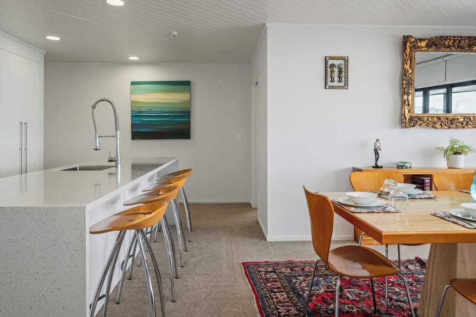 Open plan kitchen and dining room.