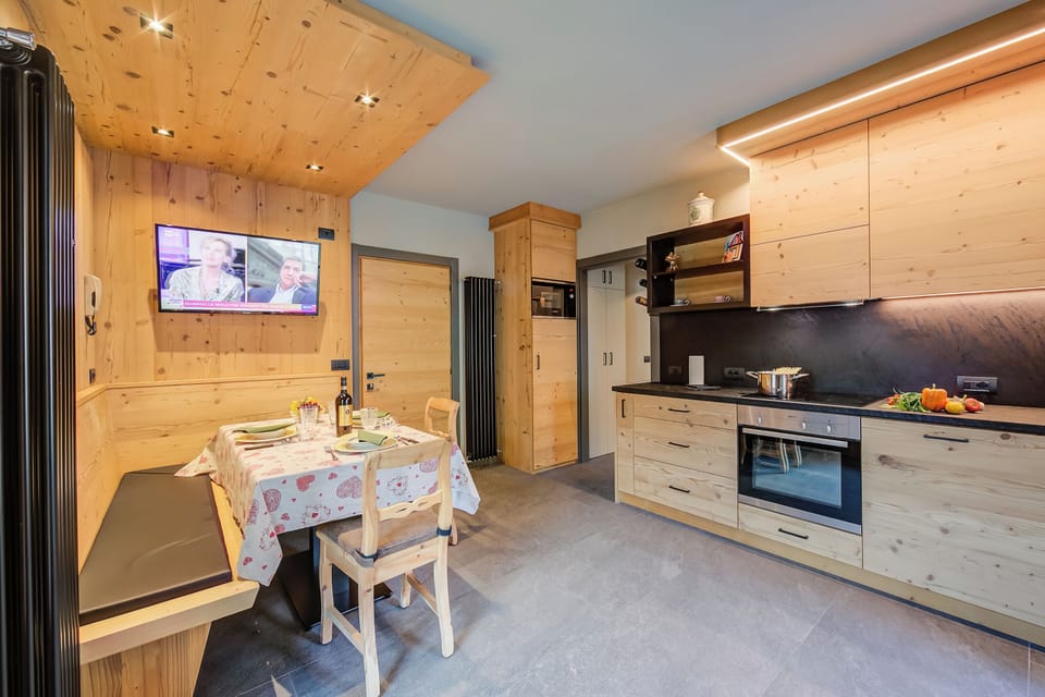 Kitchen and dining area
