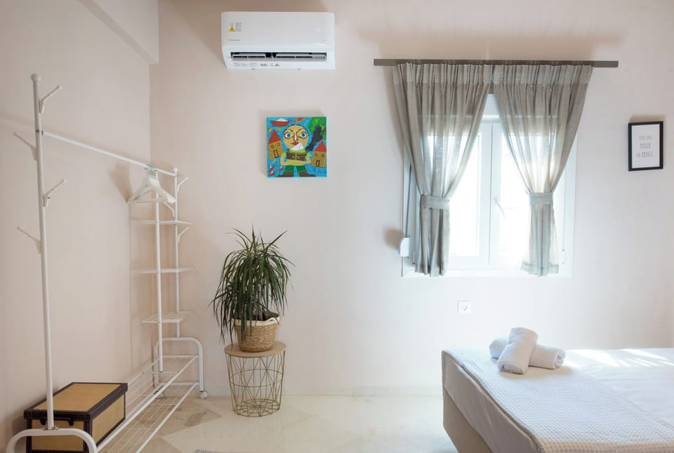 Apartment, 2 Bedrooms, Balcony, City View | Blackout drapes, soundproofing, iron/ironing board, free WiFi