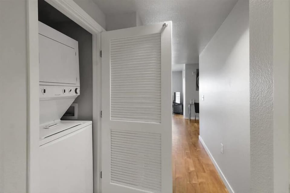 Downtown San Jose San Jose 1 Bedroom Washer/Dryer