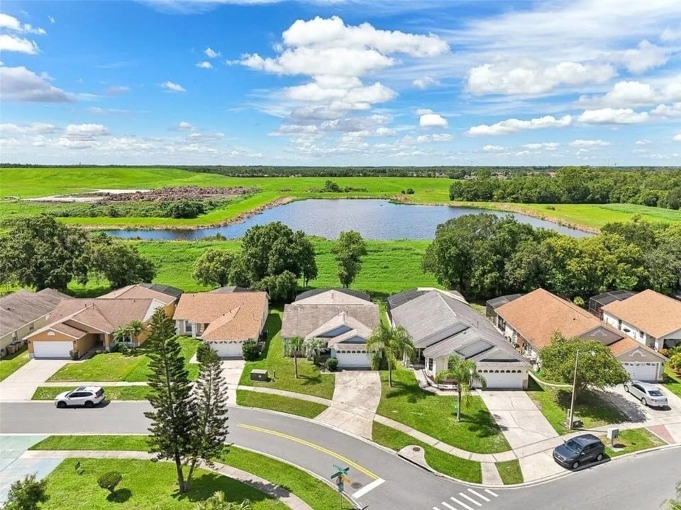 House, 5 Bedrooms | Aerial view