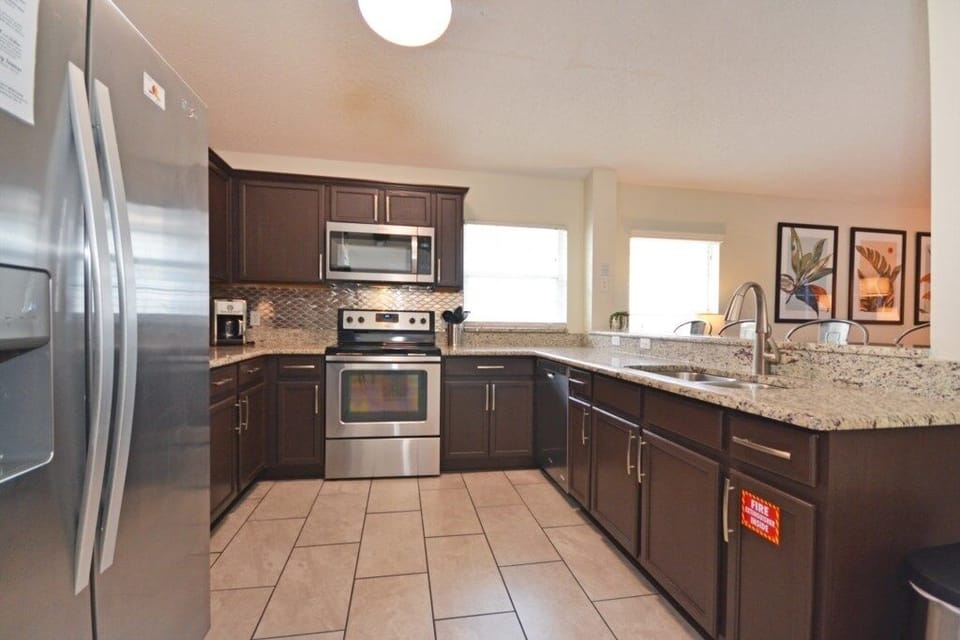 Villa, 4 Bedrooms | Private kitchen