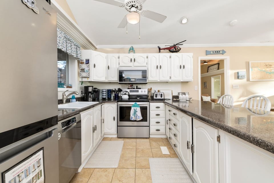 Fully furnished kitchen with everything you need to cook