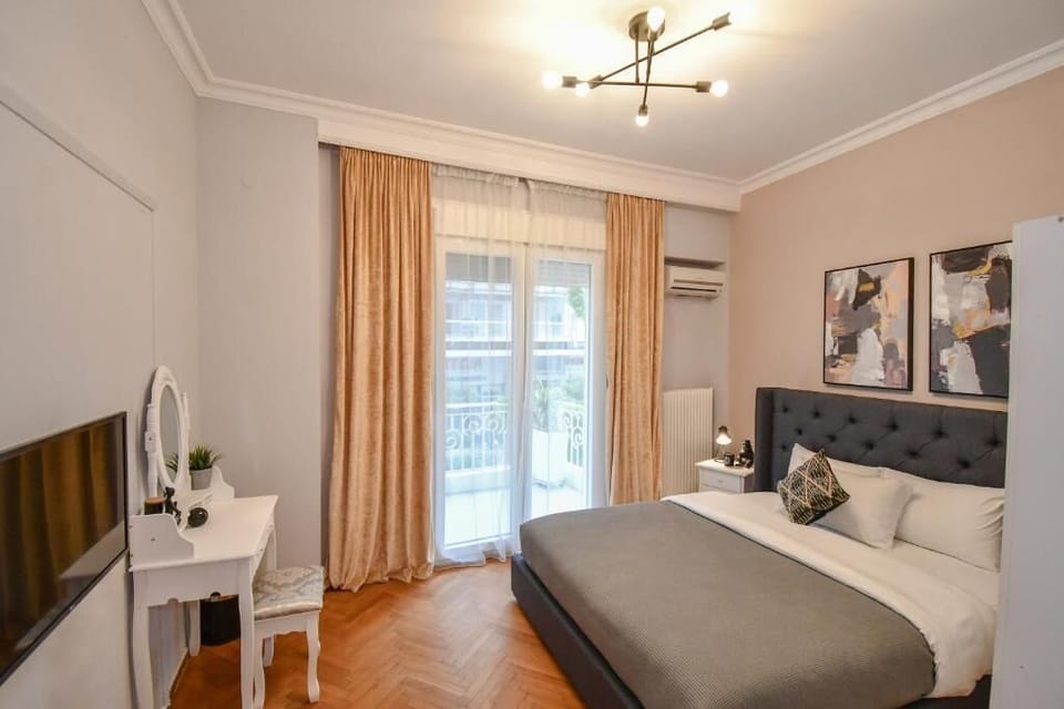 Apartment, 3 Bedrooms | Soundproofing, iron/ironing board, free WiFi
