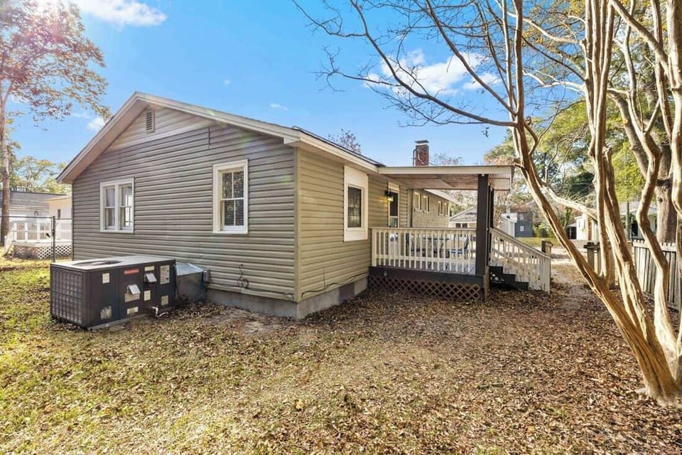 Back view and side porch