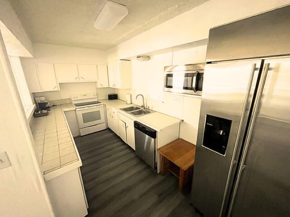 Second Floor Apartment Waterview | Private kitchen | Coffee/tea maker, fridge, microwave, freezer