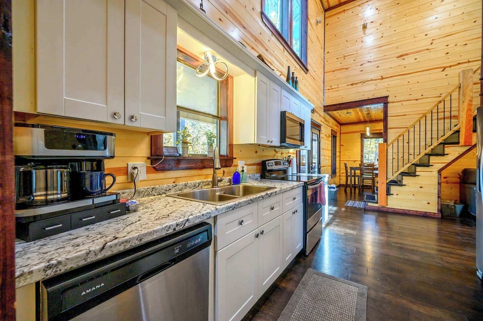 The open kitchen is well equipped for an unforgettable getaway​