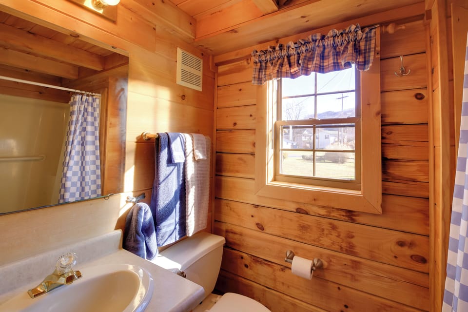 Full Bathroom